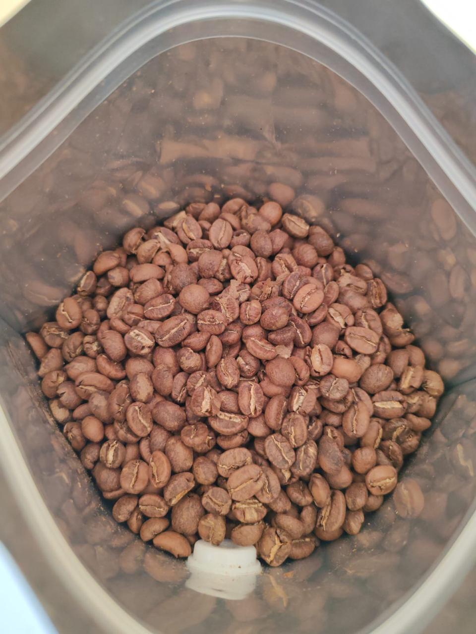 Свежая обжарка кофе в упаковке Ecuador & Bolivia Coffee & Tea Co.